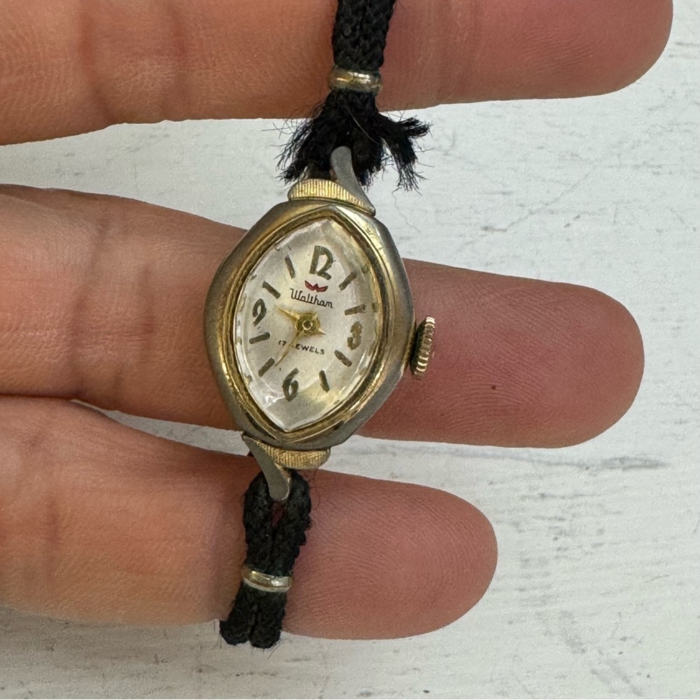 Vintage Ladies Waltham 17 Jewels Watch 12k Gold Filled Rope Style band- Working - Picture 2 of 13